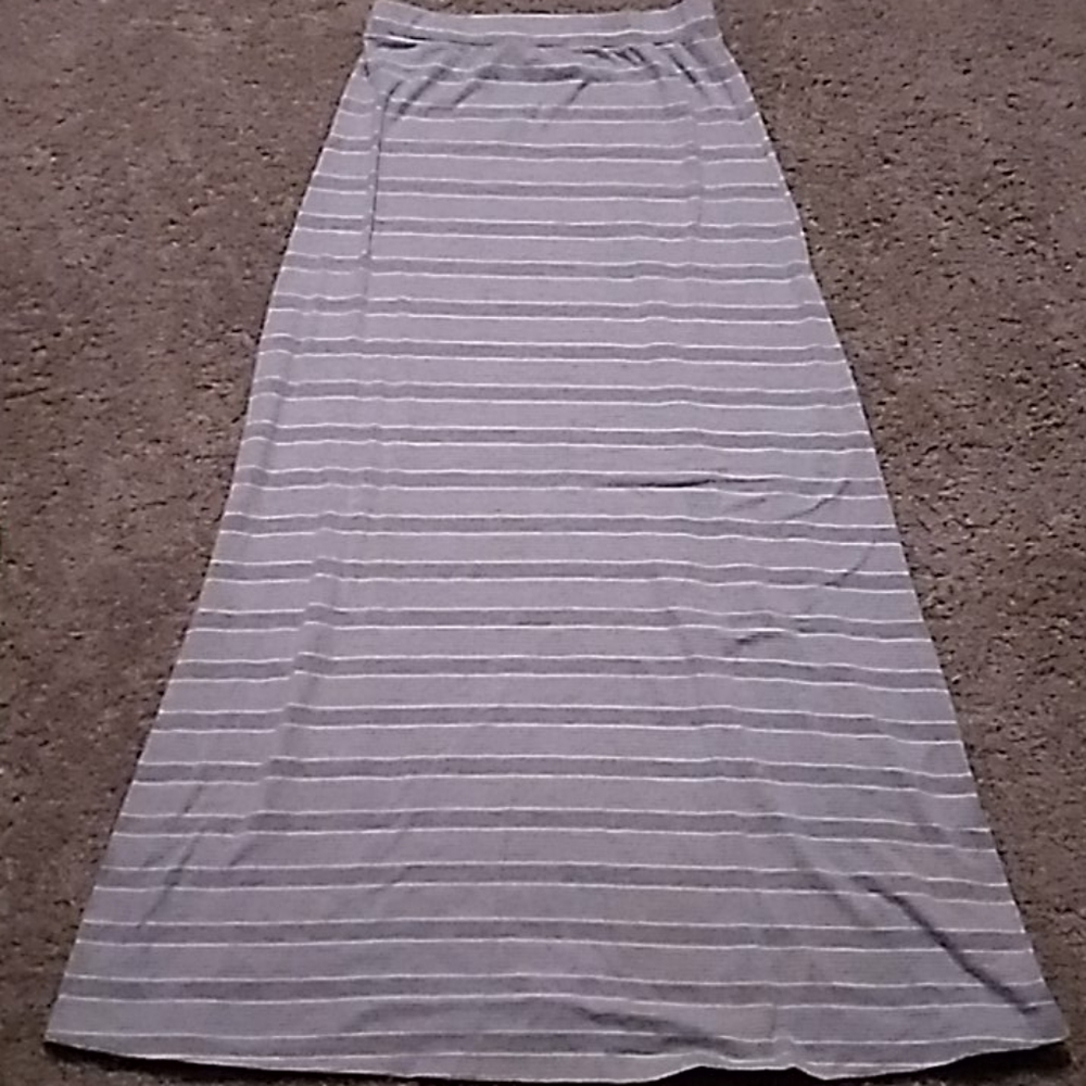 Grey striped maxi skirt